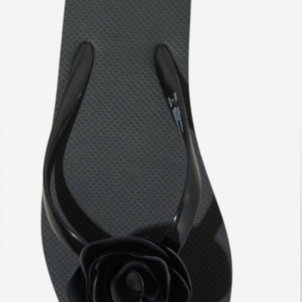 Shade & Shore Black Floral Sandals